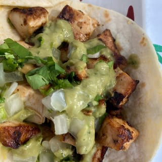 2 Pollo Amado Tacos