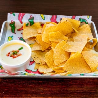 Chips & Queso